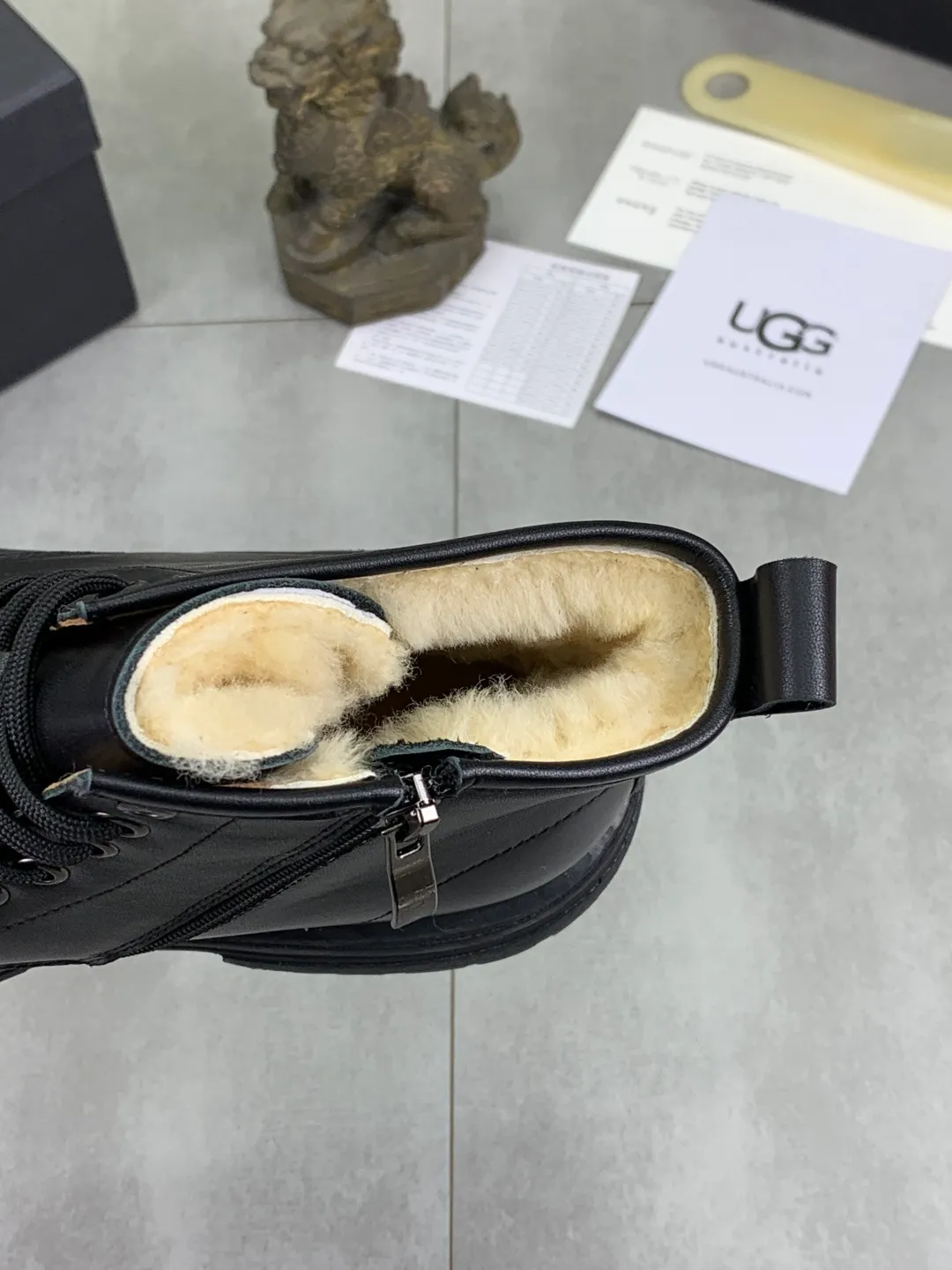 Men's men's shoes 💰P660 New arrival 🆕🆕🆕 IUGGI Men's British retro Martin boots Winter new men's outdoor hiking boots First layer of cowhide on the outside and wool on the inside Comfortable and warm Rubber sole sole Non-slip and firm Trendy and fashionable Casual and versatile Size: 38-44 (45 customized) Color: three colors